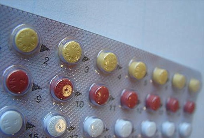 Anticonceptivos orales y preservativos