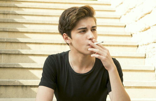 Resultado de imagen para que es el tabaquismo en adolescentes
