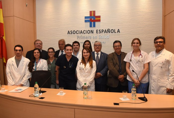 Bienvenida a los nuevos médicos residentes de la Asociación Española 2019